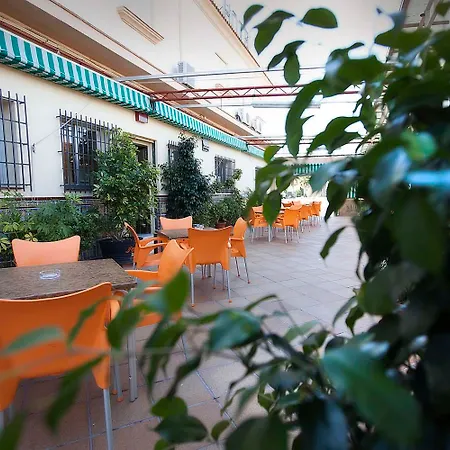 Catalán Hotel *
