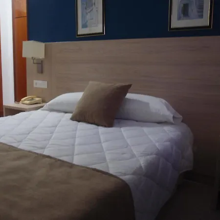 Hotel Catalan *